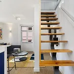 Urban Oasis In Premium Location With Ac