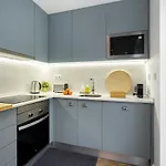 Διαμέρισμα Urban Oasis In Premium Location With Ac