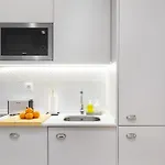 Urban Oasis In Premium Location With Ac Διαμέρισμα