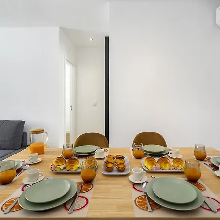 Urban Oasis In Premium Location With Ac