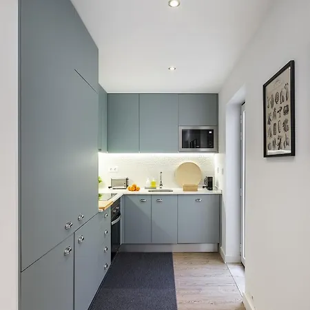 Urban Oasis In Premium Location With Ac Appartement Lissabon