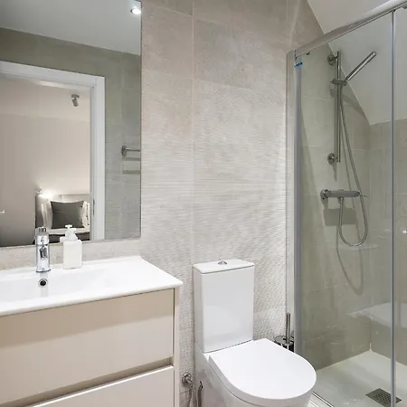 Appartement Urban Oasis In Premium Location With Ac *