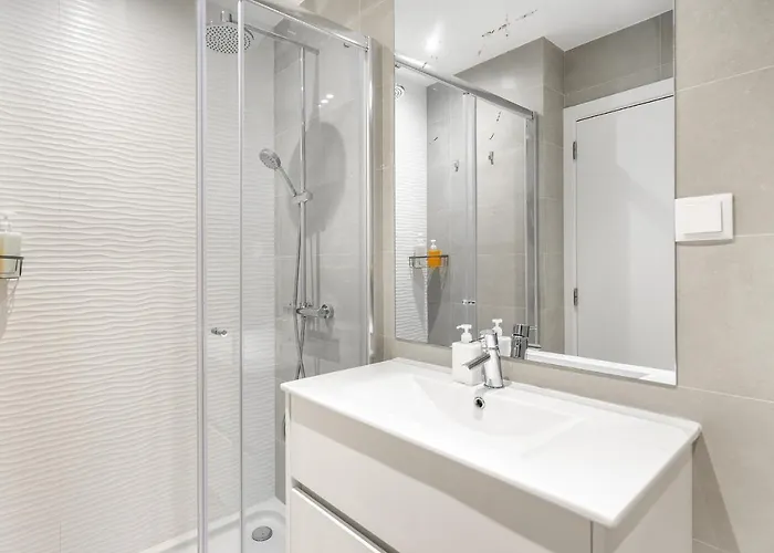 Urban Oasis In Premium Location With Ac Lisboa