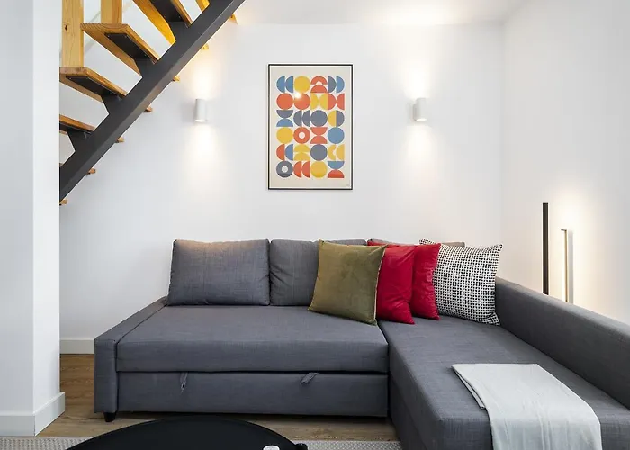 Urban Oasis In Premium Location With Ac Apartmán