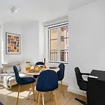 Urban Oasis In Premium Location With Ac * Lisboa