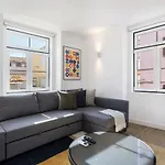 Urban Oasis In Premium Location With Ac
