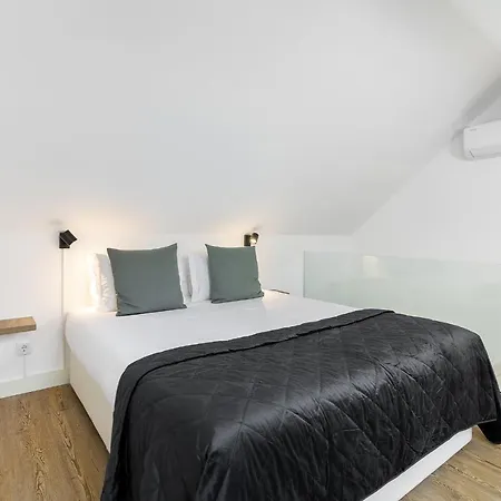 Urban Oasis In Premium Location With Ac Apartmán Lisboa