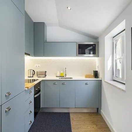 Urban Oasis In Premium Location With Ac Apartmán Lisboa