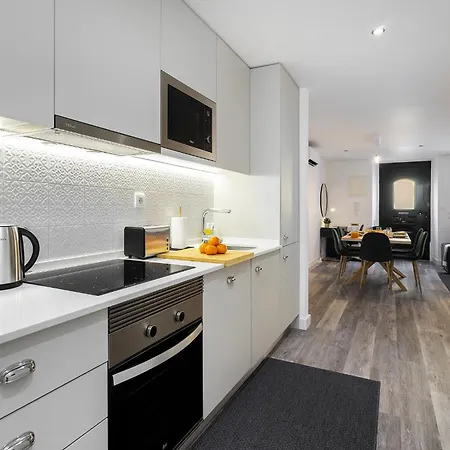 Urban Oasis In Premium Location With Ac Apartmán Lisboa
